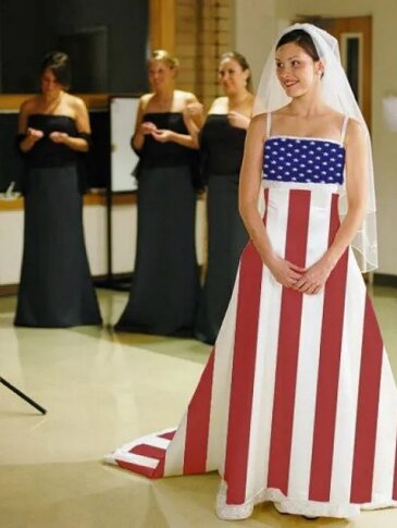 30 Funny Wedding Dresses That Should Have Never Come Down The Aisle
