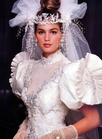 30 Funny Wedding Dresses That Should Have Never Come Down The Aisle