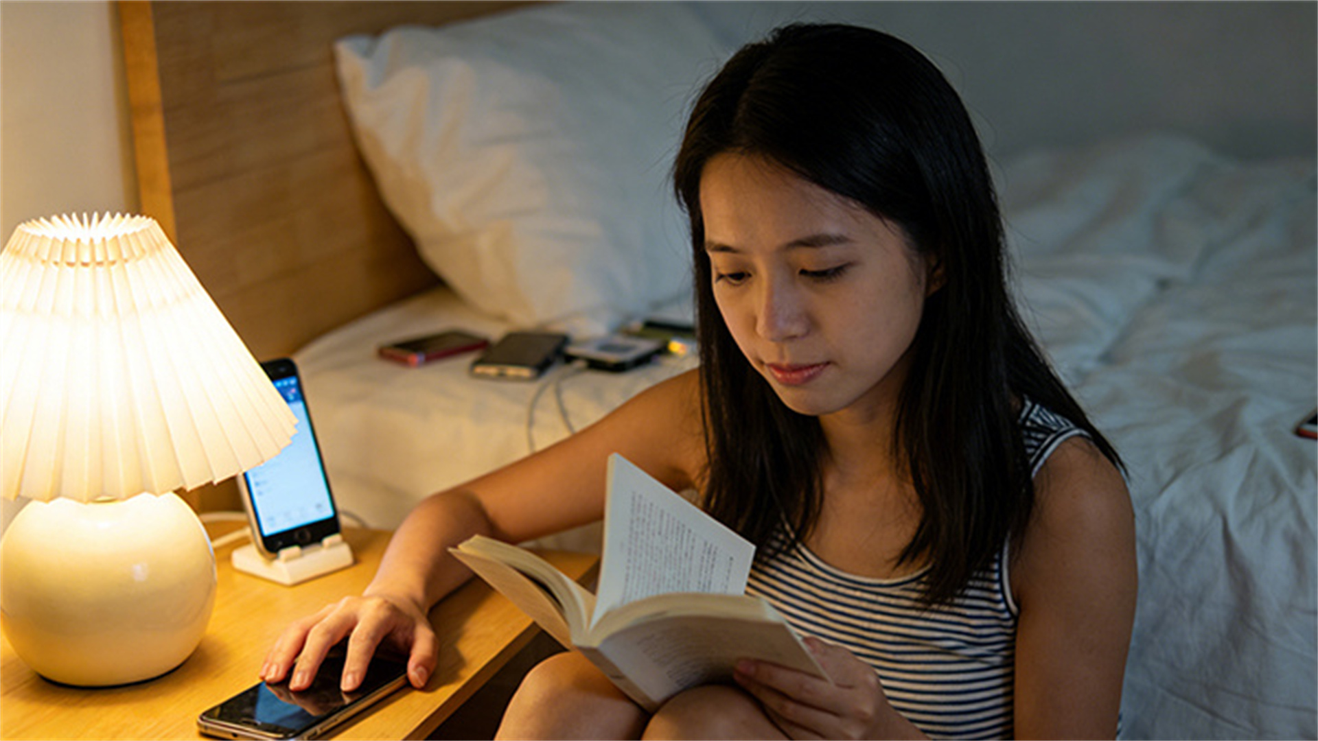 7-Day Digital Sunset Experiment (And What Happened to Cortisol)