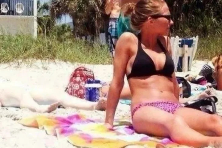 Hilarious Beach Photos Gone Wrong
