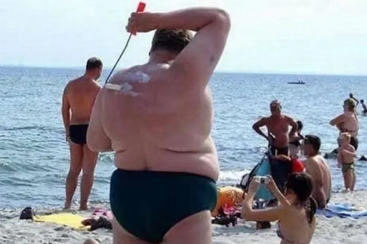 Hilarious Beach Photos Gone Wrong
