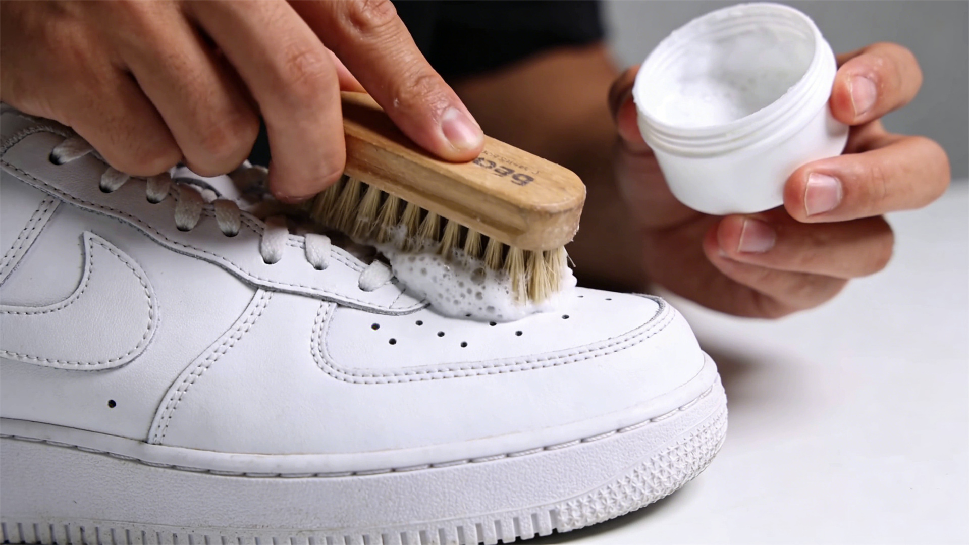 Sneakerhead’s Handbook: From Daily Wipes to Deep Cleans